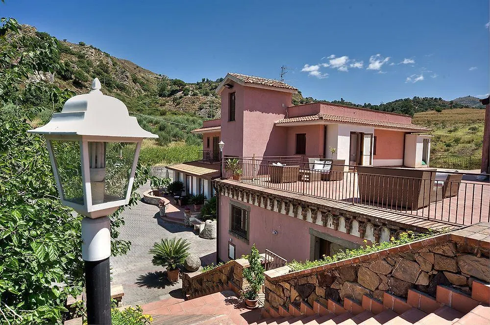 ** Hotell Country Resort La Casa Delle Monache Gaggi Italien